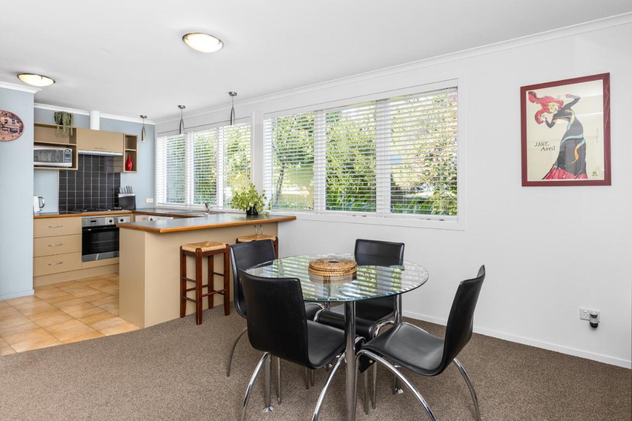 The Village Apartment, Just Steps To The Village Shops, Bars And Restaurants Havelock North Exteriér fotografie